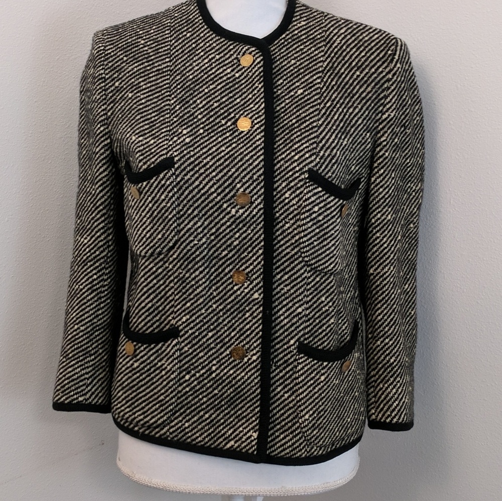 Vintage Saks Fifth Avenue Chester Vintage Blazer
